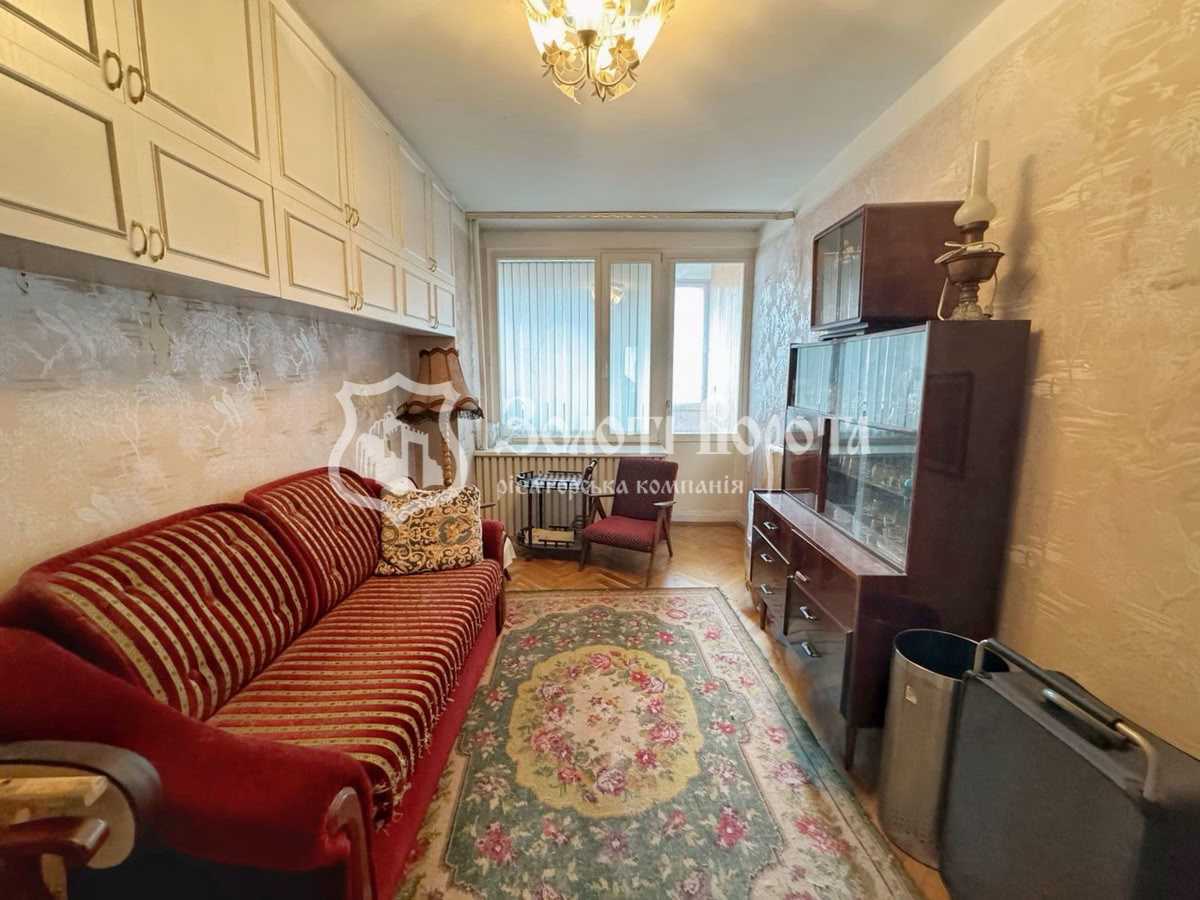 Продаж 4-кімнатної квартири 103 м², Богдана Хмельницького вул., 39