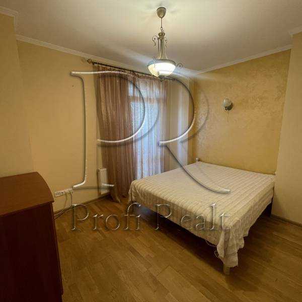 Продажа 3-комнатной квартиры 80 м², Генерала Геннадия Воробьева ул., 13-Е