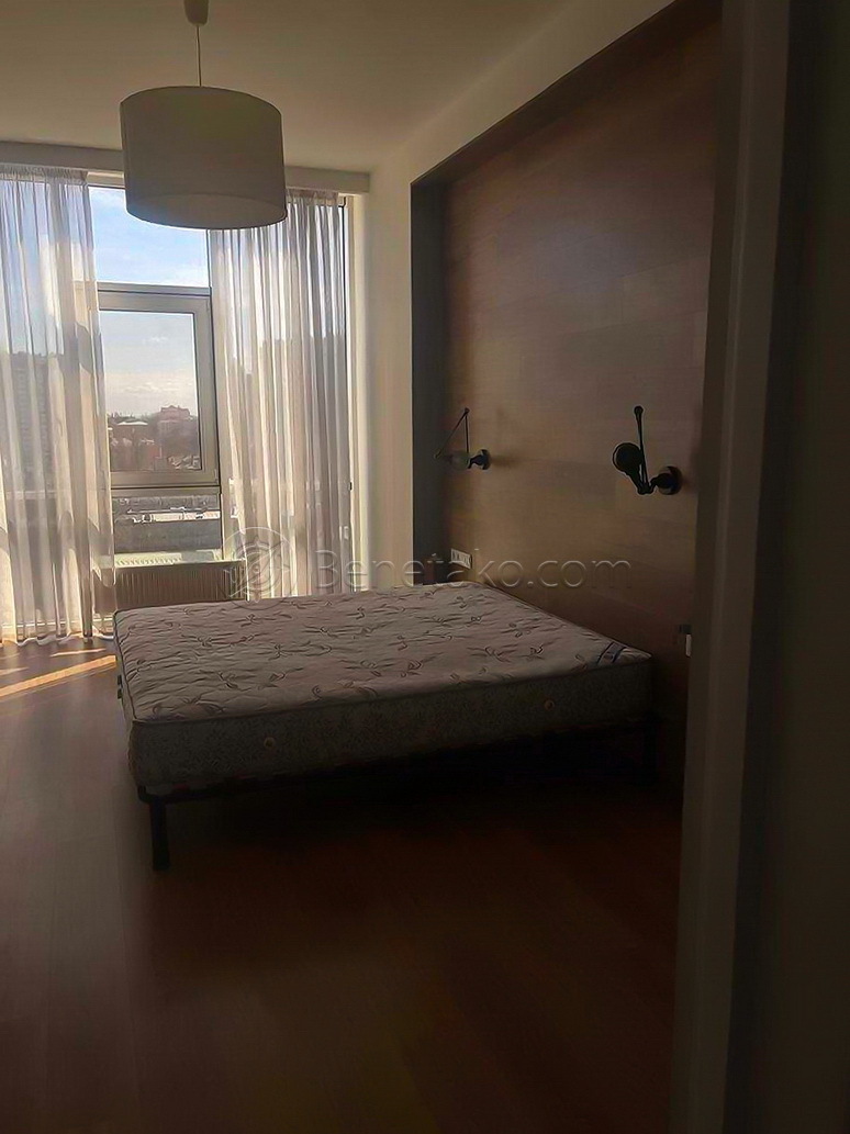 Оренда 3-кімнатної квартири 72 м², Велика Арнаутська вул., 26