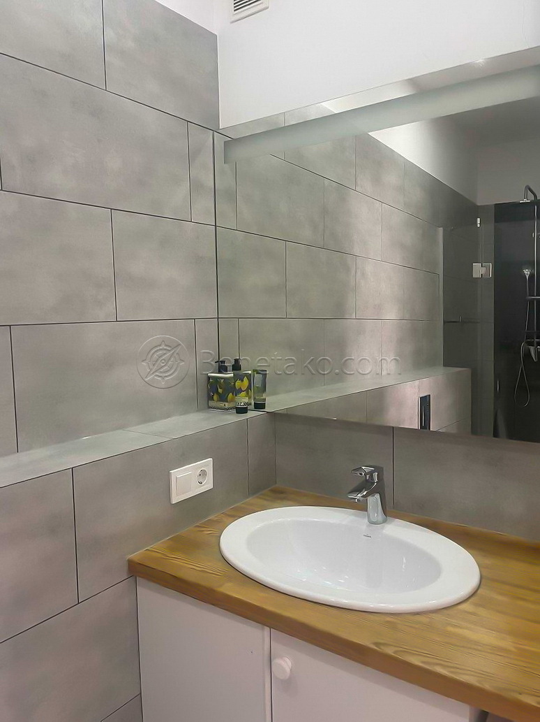 Оренда 3-кімнатної квартири 72 м², Велика Арнаутська вул., 26