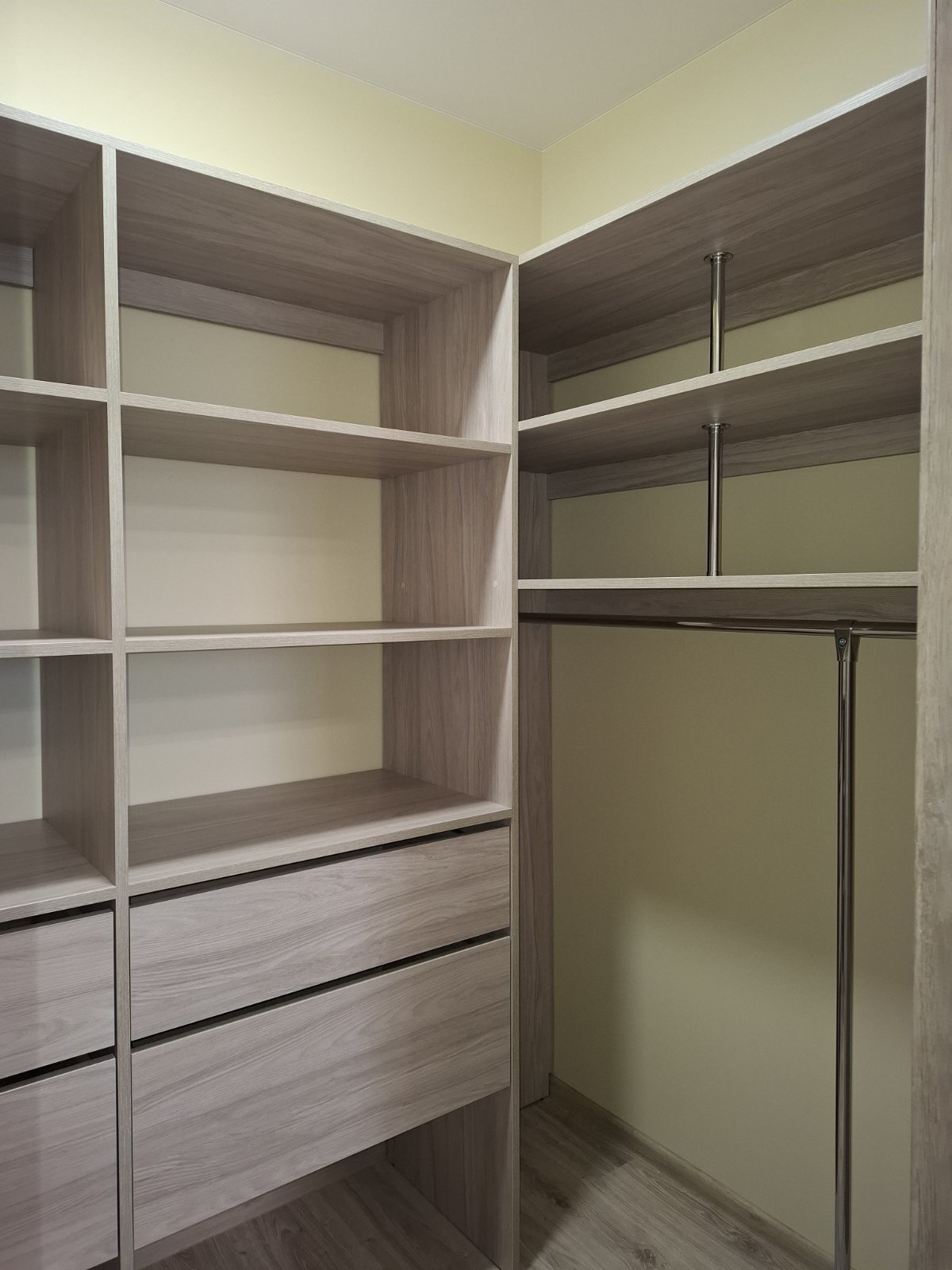 Продажа 2-комнатной квартиры 58 м², Ракетная ул., 24/3