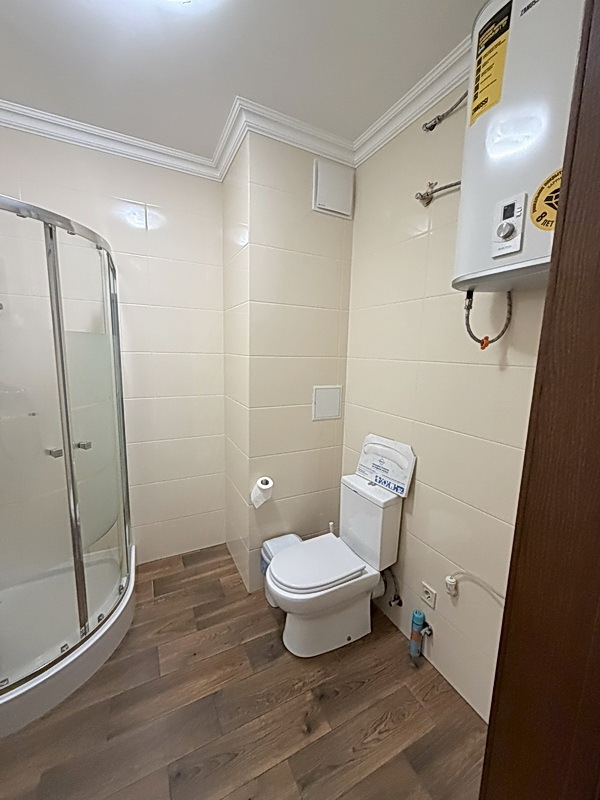 Оренда офісу 52 м², Золотоустівська вул., 34