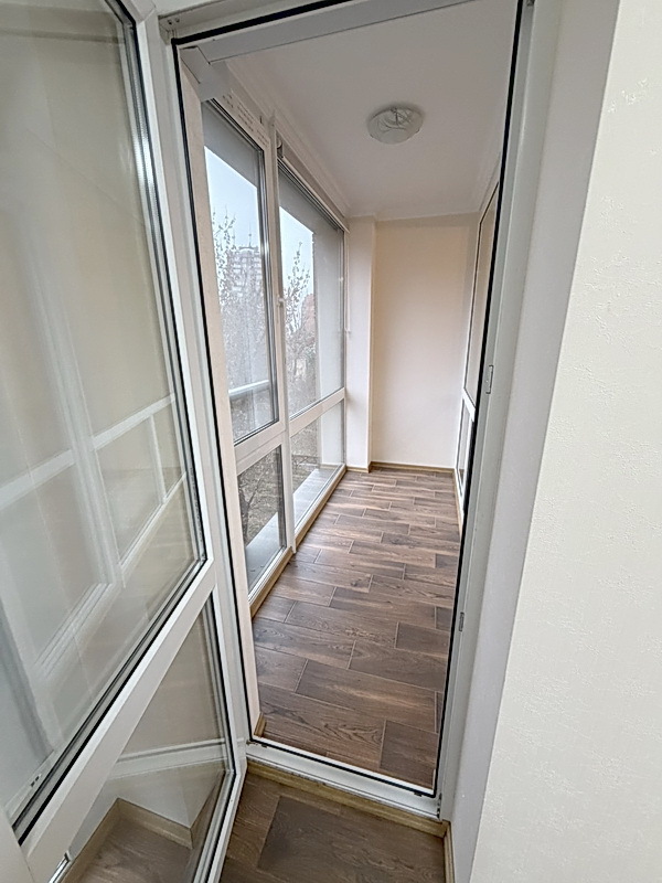 Оренда офісу 52 м², Золотоустівська вул., 34