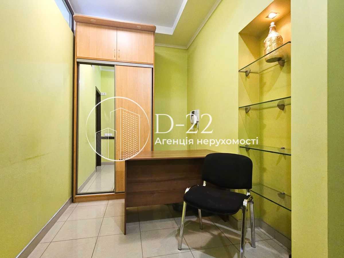 Оренда офісу 50 м², Богдана Хмельницького вул., 68
