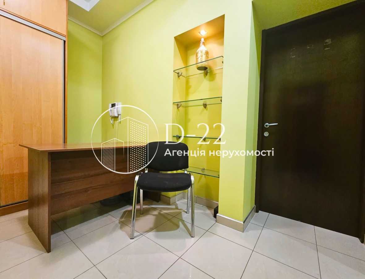 Оренда офісу 50 м², Богдана Хмельницького вул., 68