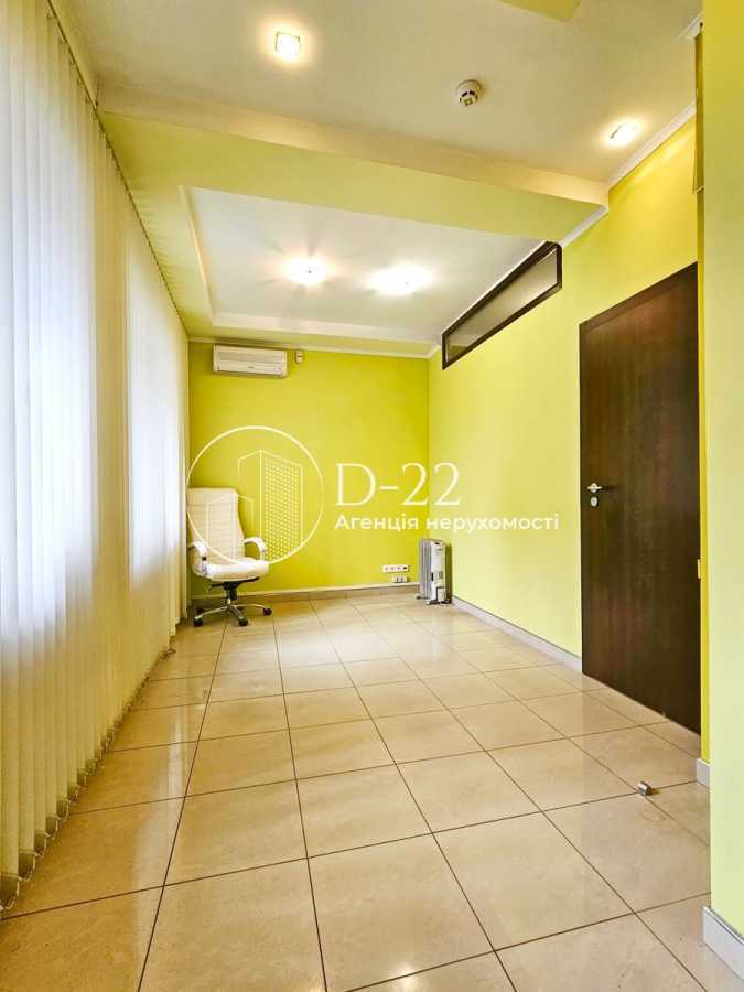 Оренда офісу 50 м², Богдана Хмельницького вул., 68