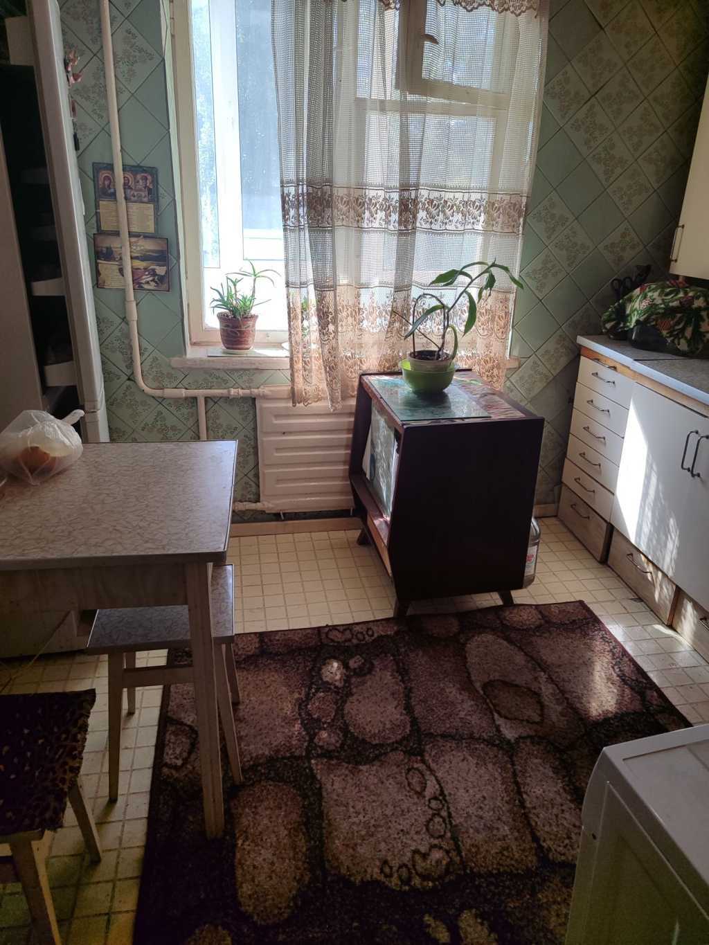 Оренда кімнати/частини квартири, Гната Юри вул.