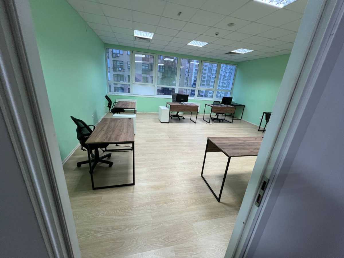 Оренда офісу 50 м², Євгена Коновальця вул., 36д