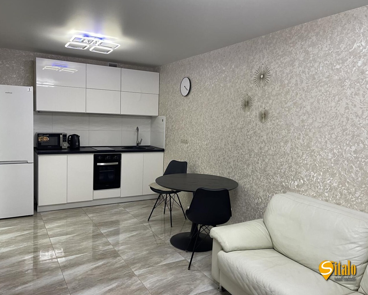 Продажа 1-комнатной квартиры 40 м², Полесская ул.