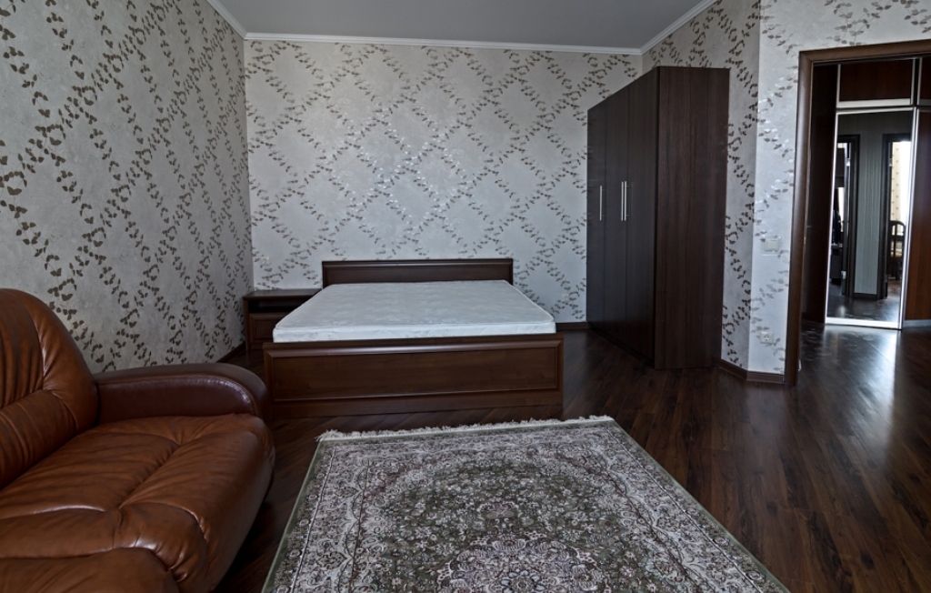 Аренда 1-комнатной квартиры 48 м², Елизаветы Чавдар ул.