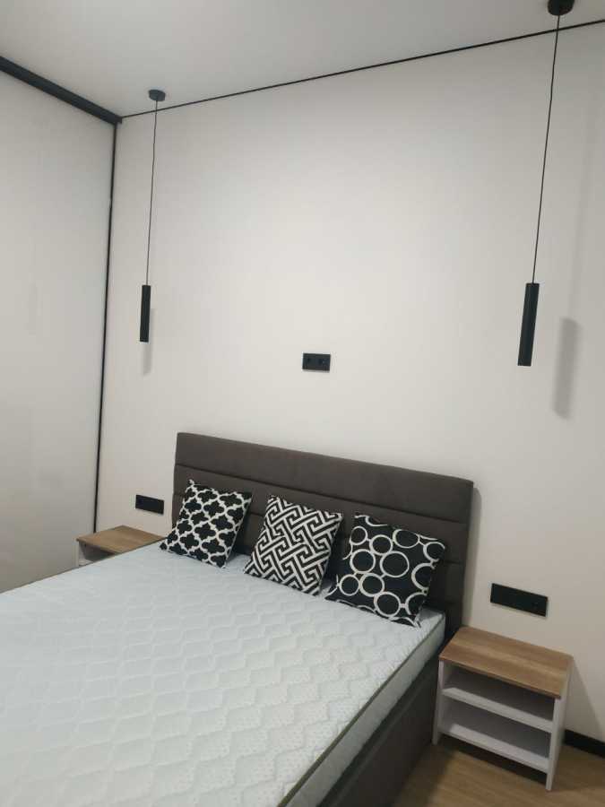 Аренда 3-комнатной квартиры 53 м², Берестейський, 11