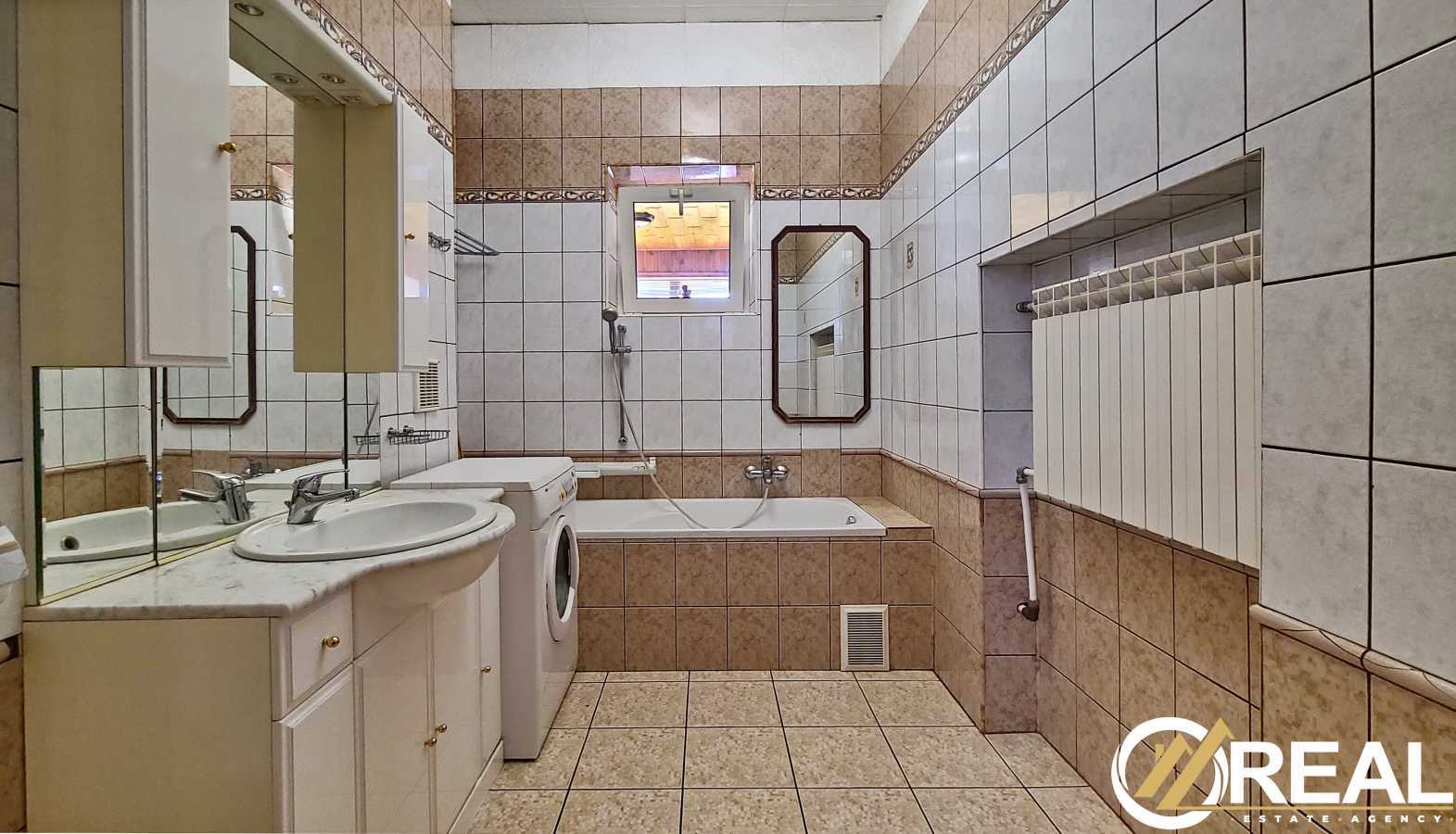 Продажа дома 240 м², 6-й Малоомеляновский пер., Мелянівський, 10