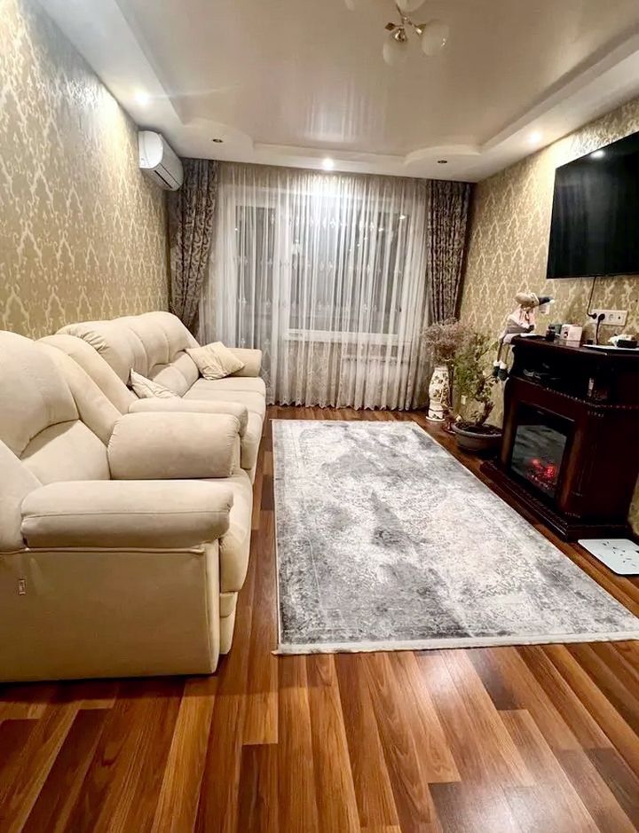 Продажа 3-комнатной квартиры 64 м², Слобожанский просп., 115