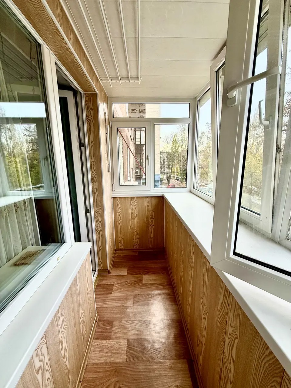 Продажа 3-комнатной квартиры 64 м², Слобожанский просп., 115