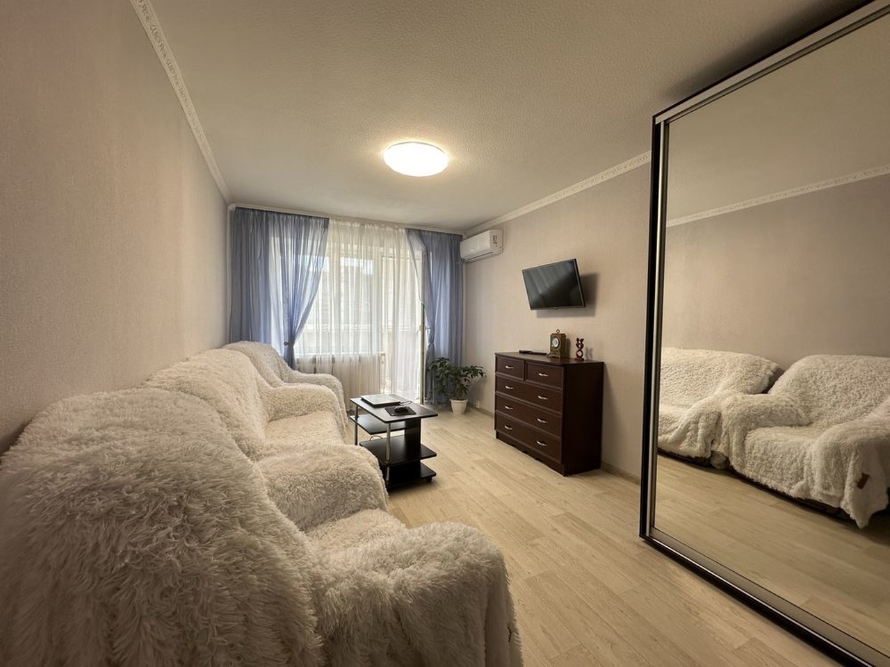 Продажа 3-комнатной квартиры 70 м², Осенняя ул., 13