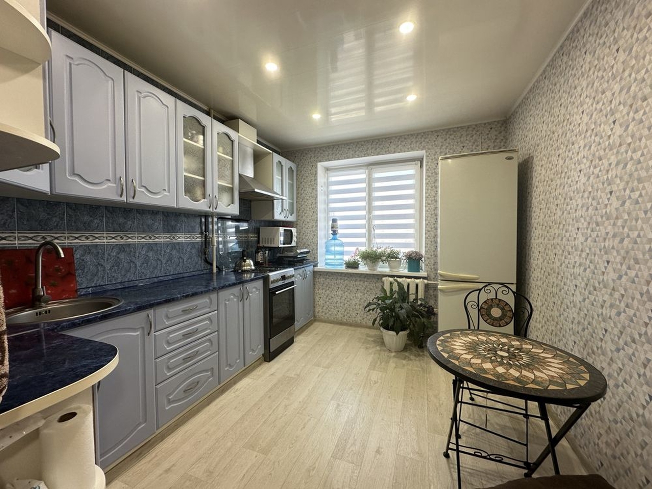 Продажа 3-комнатной квартиры 70 м², Осенняя ул., 13