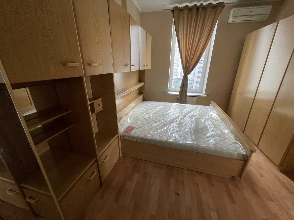 Аренда 2-комнатной квартиры 60 м², Днепровская наб., 26А