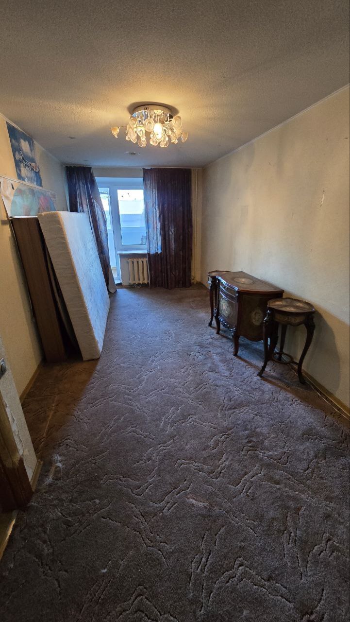 Продаж 3-кімнатної квартири 100 м², Дмитрія Кедрина вул.