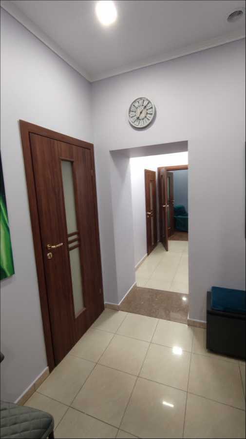 Оренда офісу 72 м², Старокиївська вул., 26