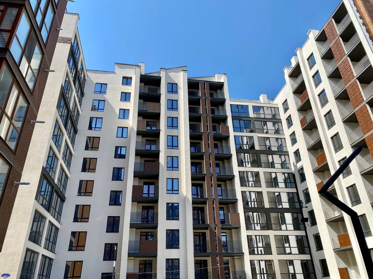 Продажа 1-комнатной квартиры 45.9 м², Довженко ул., 4