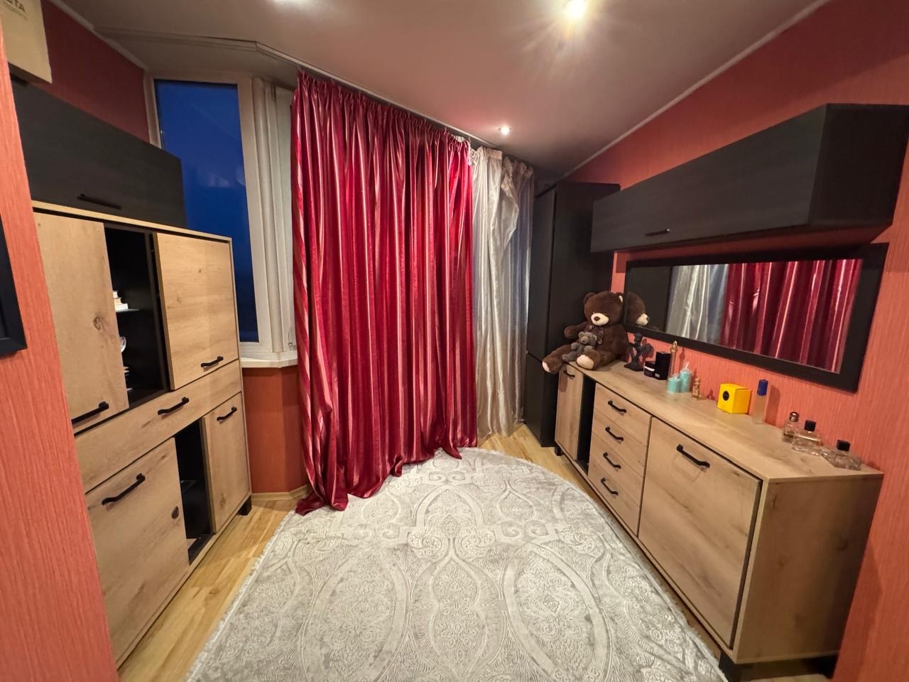 Продаж 2-кімнатної квартири 73 м², Маршала Тимошенка вул., 15Г