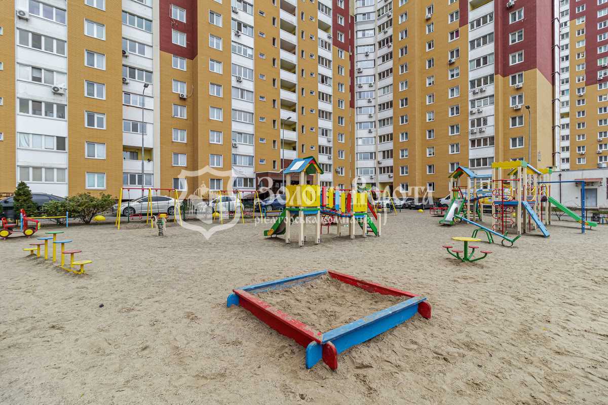 Продажа 3-комнатной квартиры 94.5 м², Сергея Данченко ул., 3