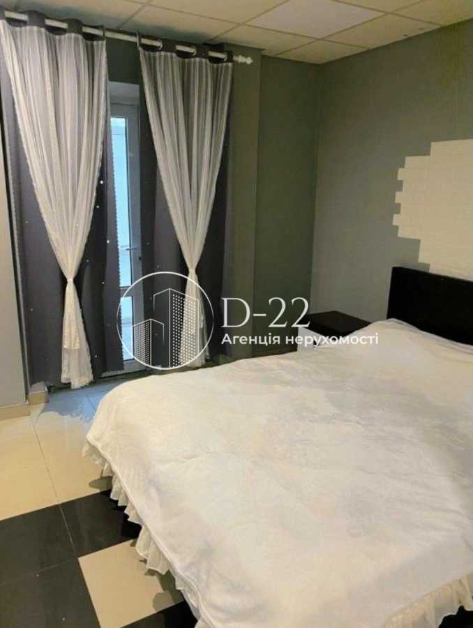 Продажа 1-комнатной квартиры 34.5 м², Ревуцкого ул., 7