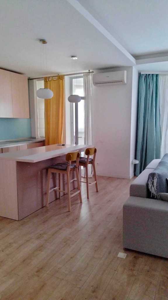 Аренда 2-комнатной квартиры 75 м², Дружбы Народов бул., 14-16