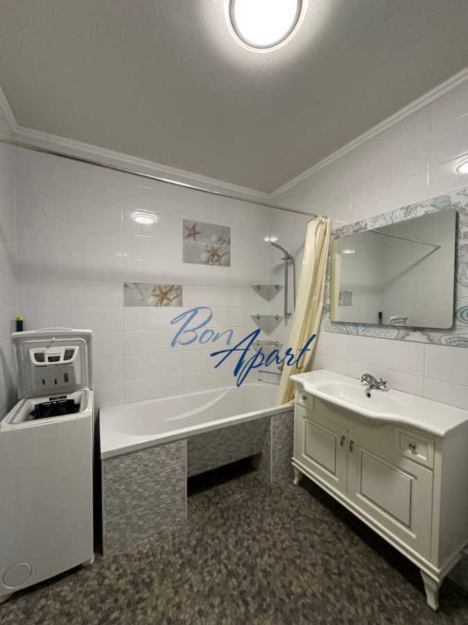 Аренда 3-комнатной квартиры 94 м², Моторный пер., 9