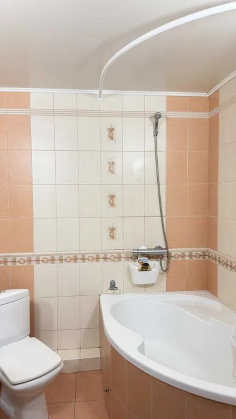 Продажа 2-комнатной квартиры 56 м², Гагарина просп.