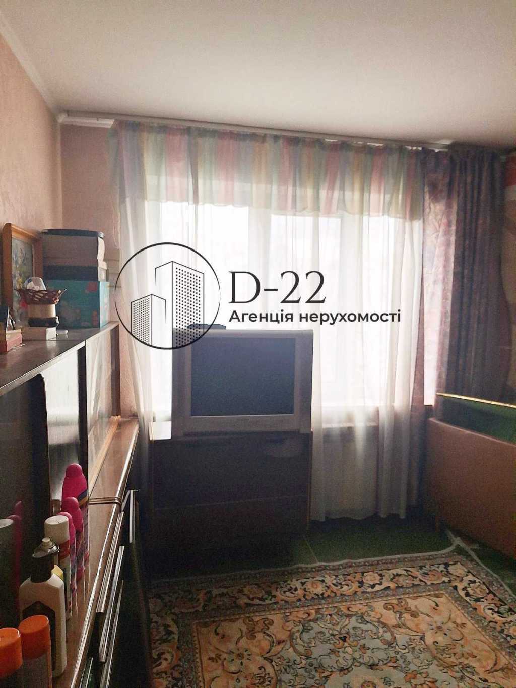 Продаж 3-кімнатної квартири 70.7 м², Йорданська вул., 24