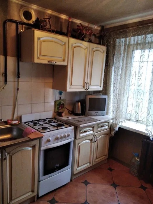 Продаж 1-кімнатної квартири 32 м², Гагаріна просп.