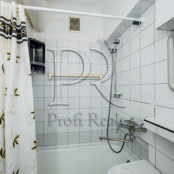 Продажа 2-комнатной квартиры 68 м², Александра Пироговского ул., 6