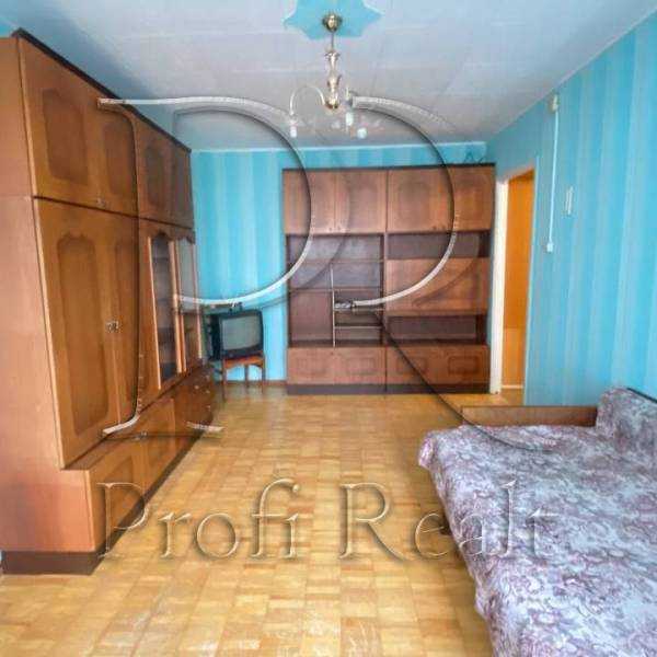 Продаж 2-кімнатної квартири 46 м², Чистяківська вул., 15