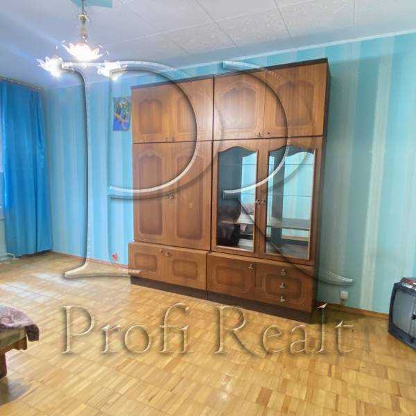 Продаж 2-кімнатної квартири 46 м², Чистяківська вул., 15