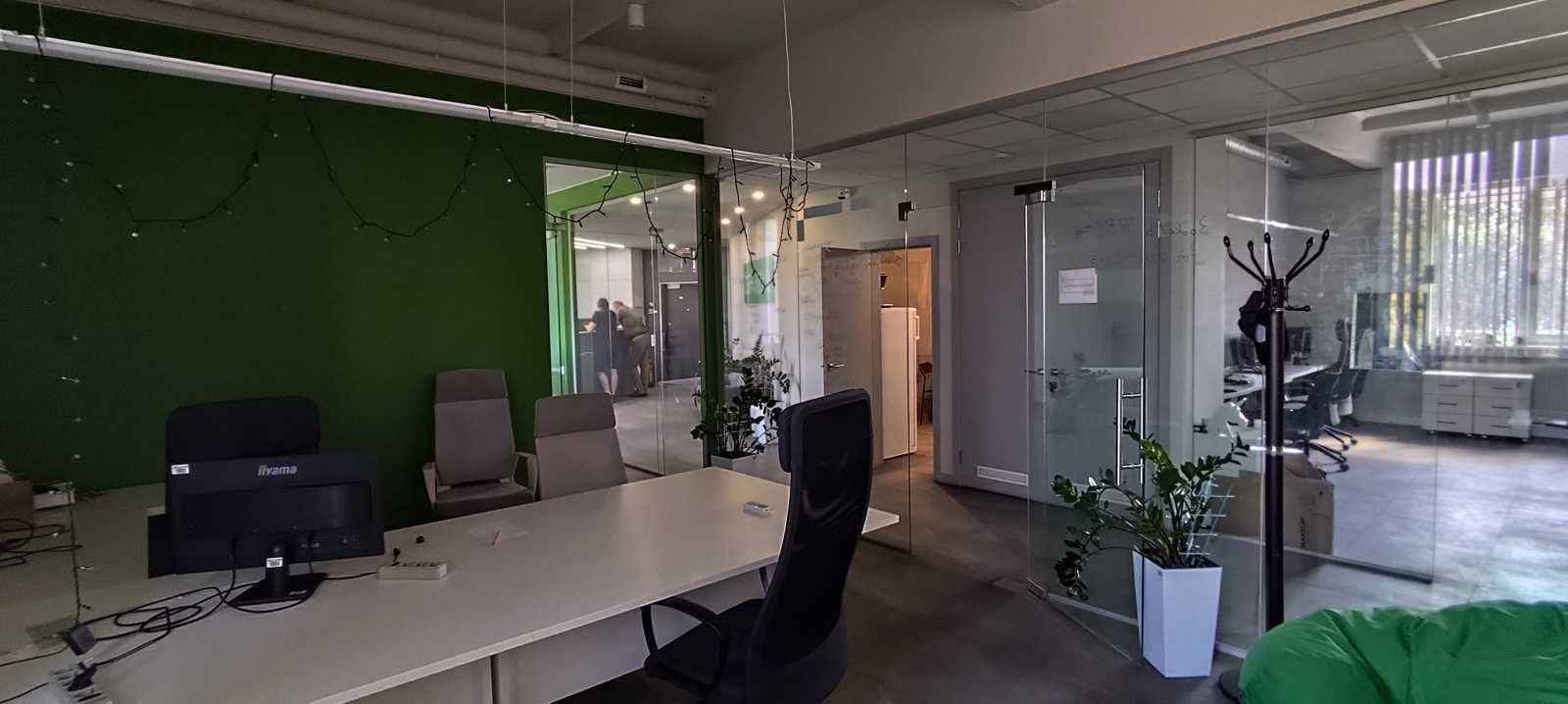 Оренда офісу 294 м², Залізничне шосе, 2А