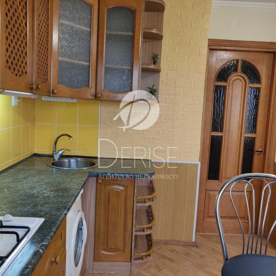 Продажа 2-комнатной квартиры 47 м², Верховного Совета бул., 8/20