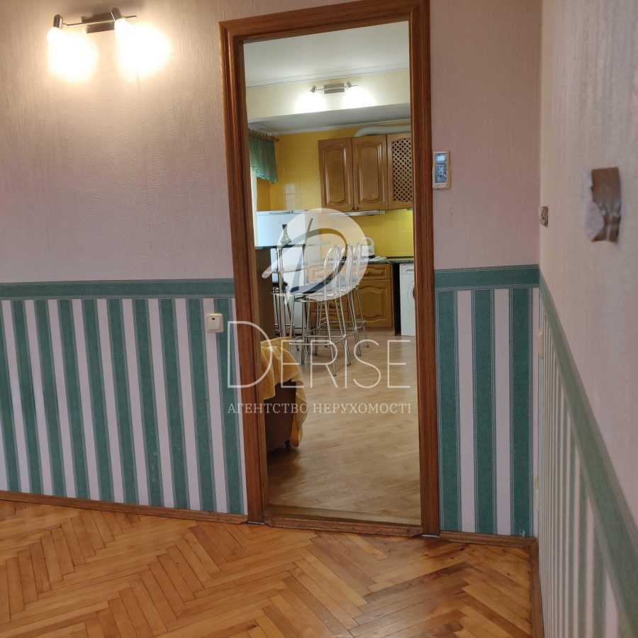 Продажа 2-комнатной квартиры 47 м², Верховного Совета бул., 8/20