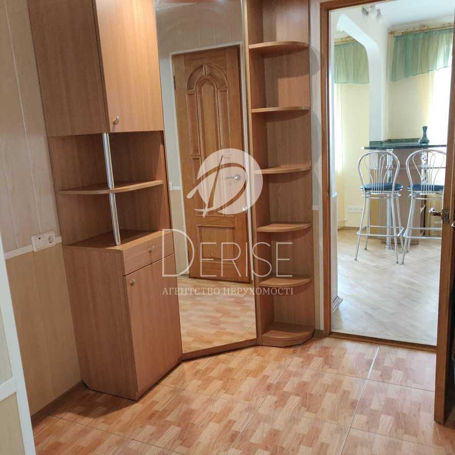 Продажа 2-комнатной квартиры 47 м², Верховного Совета бул., 8/20