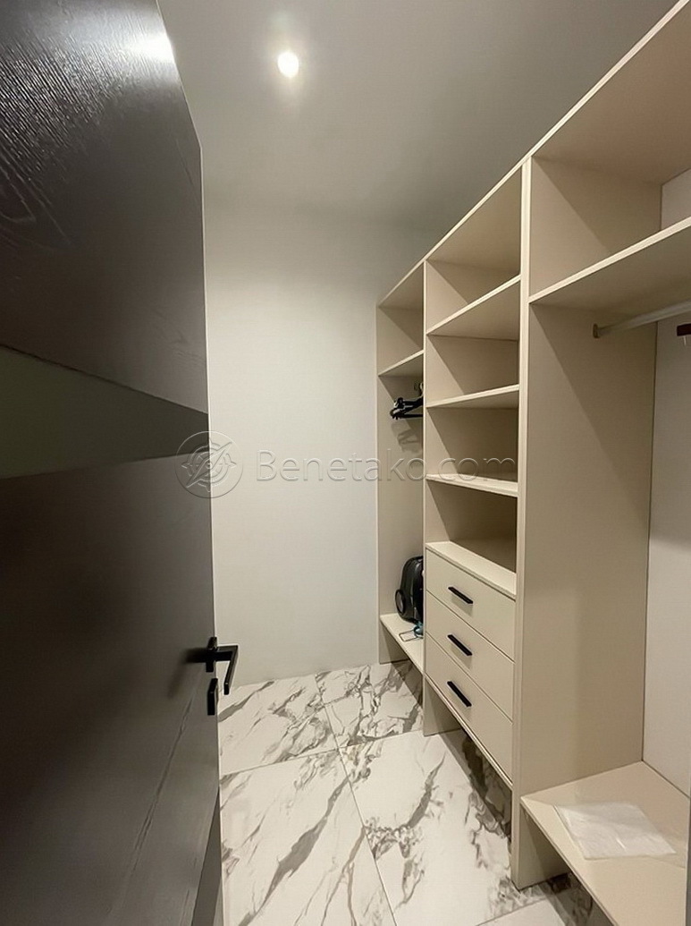 Оренда 4-кімнатної квартири 120 м², Отрадная вул., 13