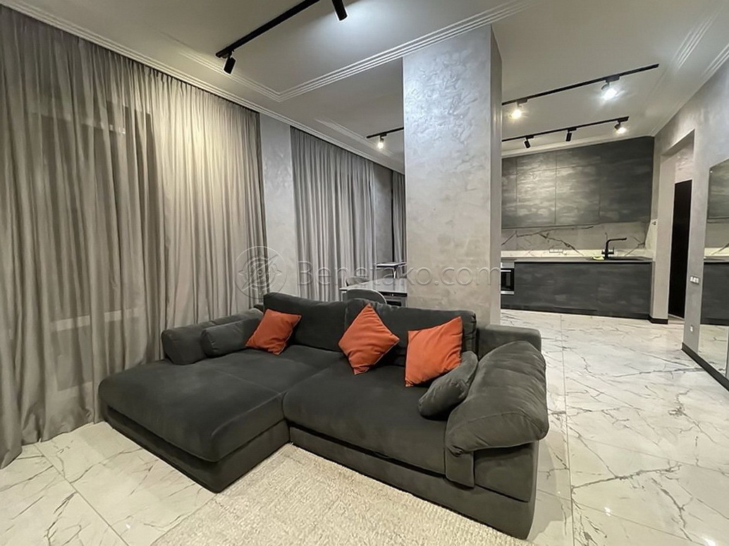 Оренда 4-кімнатної квартири 120 м², Отрадная вул., 13