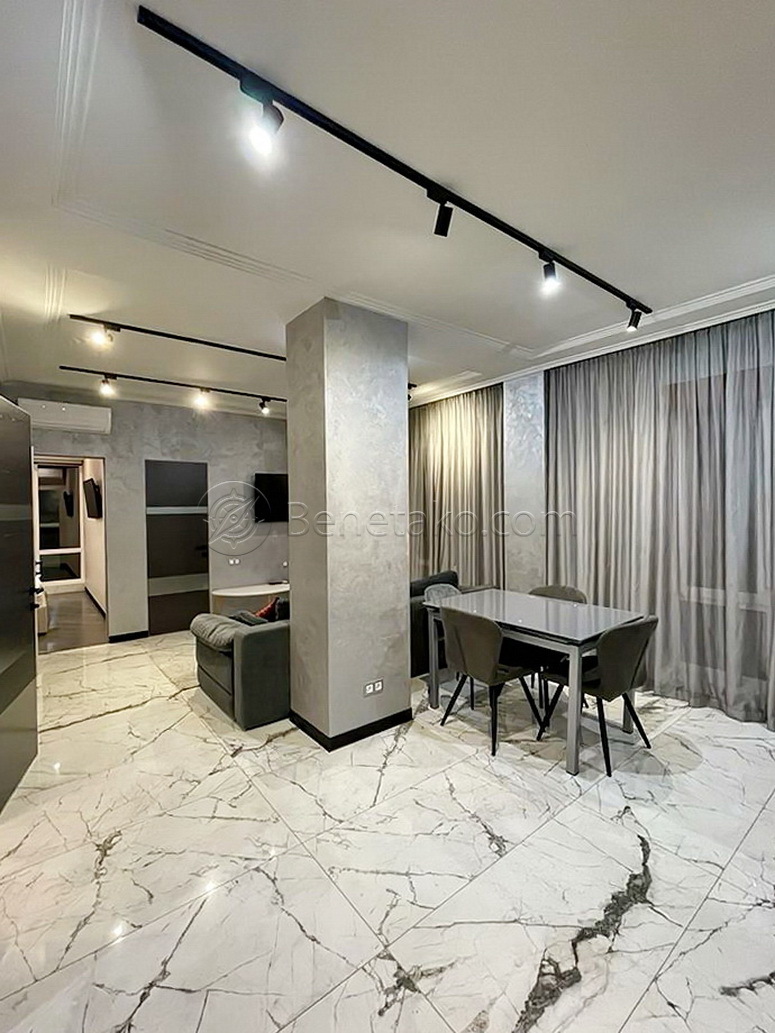 Оренда 4-кімнатної квартири 120 м², Отрадная вул., 13