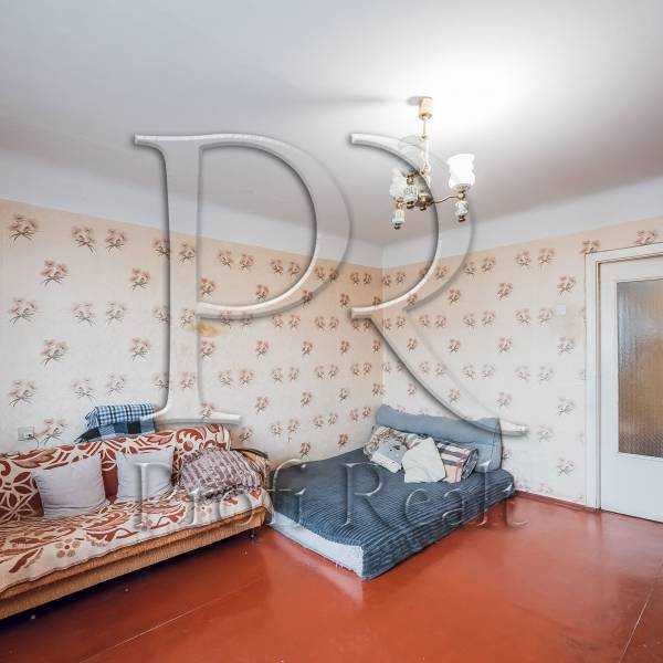 Продажа 3-комнатной квартиры 68 м², Хорольская ул., 10