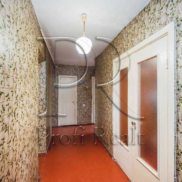 Продажа 3-комнатной квартиры 68 м², Хорольская ул., 10