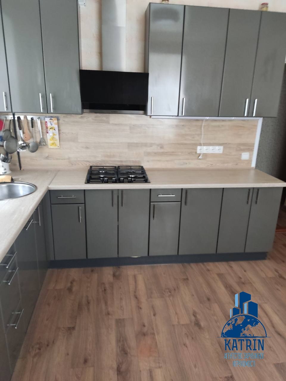 Продажа 2-комнатной квартиры 64 м², Дмитрия Кедрина ул.