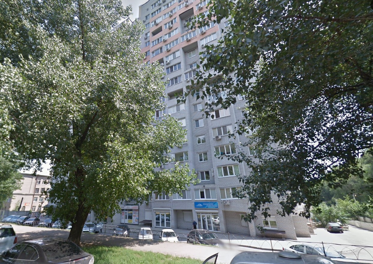 Продаж 3-кімнатної квартири 72 м², Театральна вул.