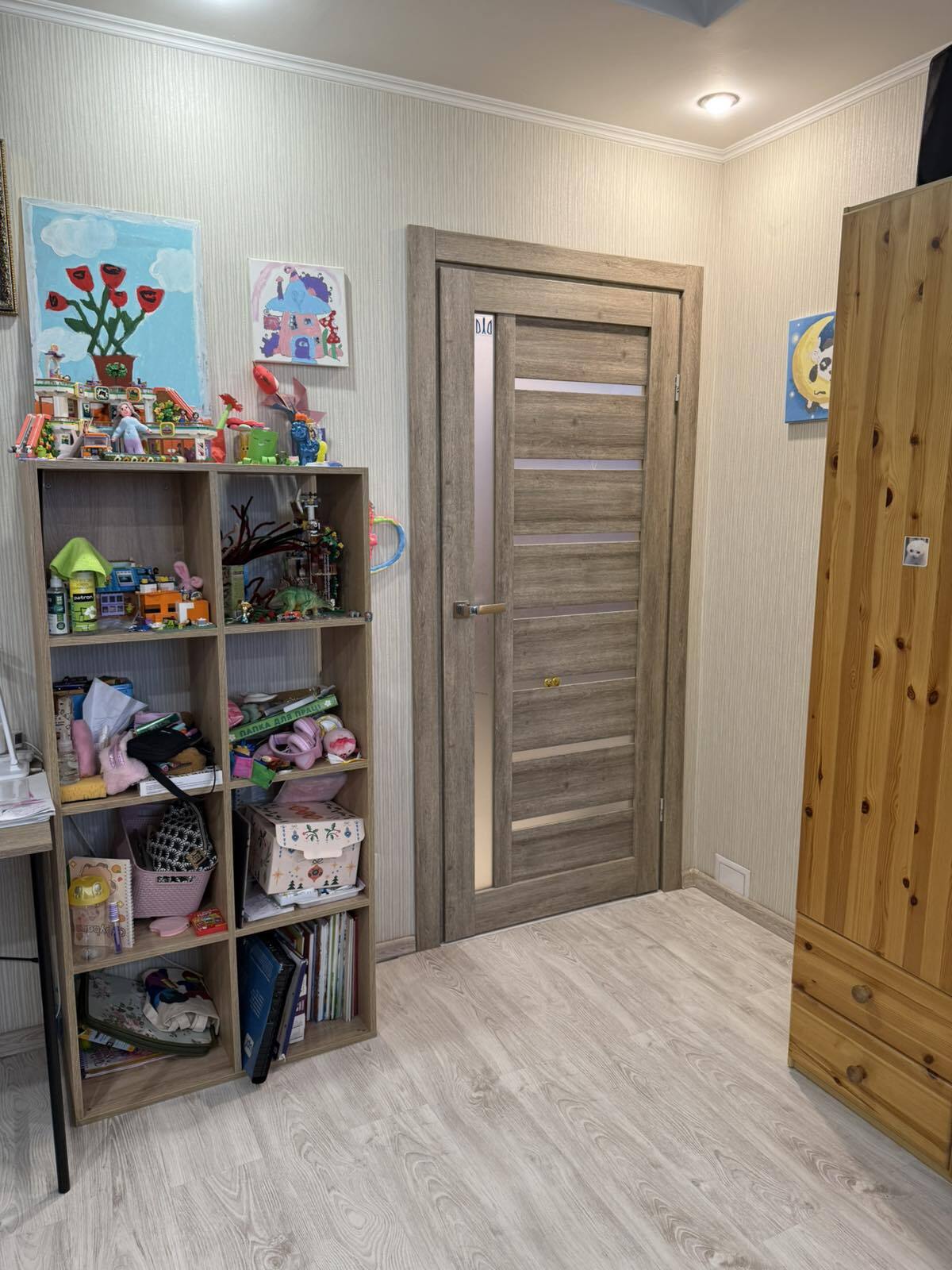 Продаж 3-кімнатної квартири 72 м², Театральна вул.