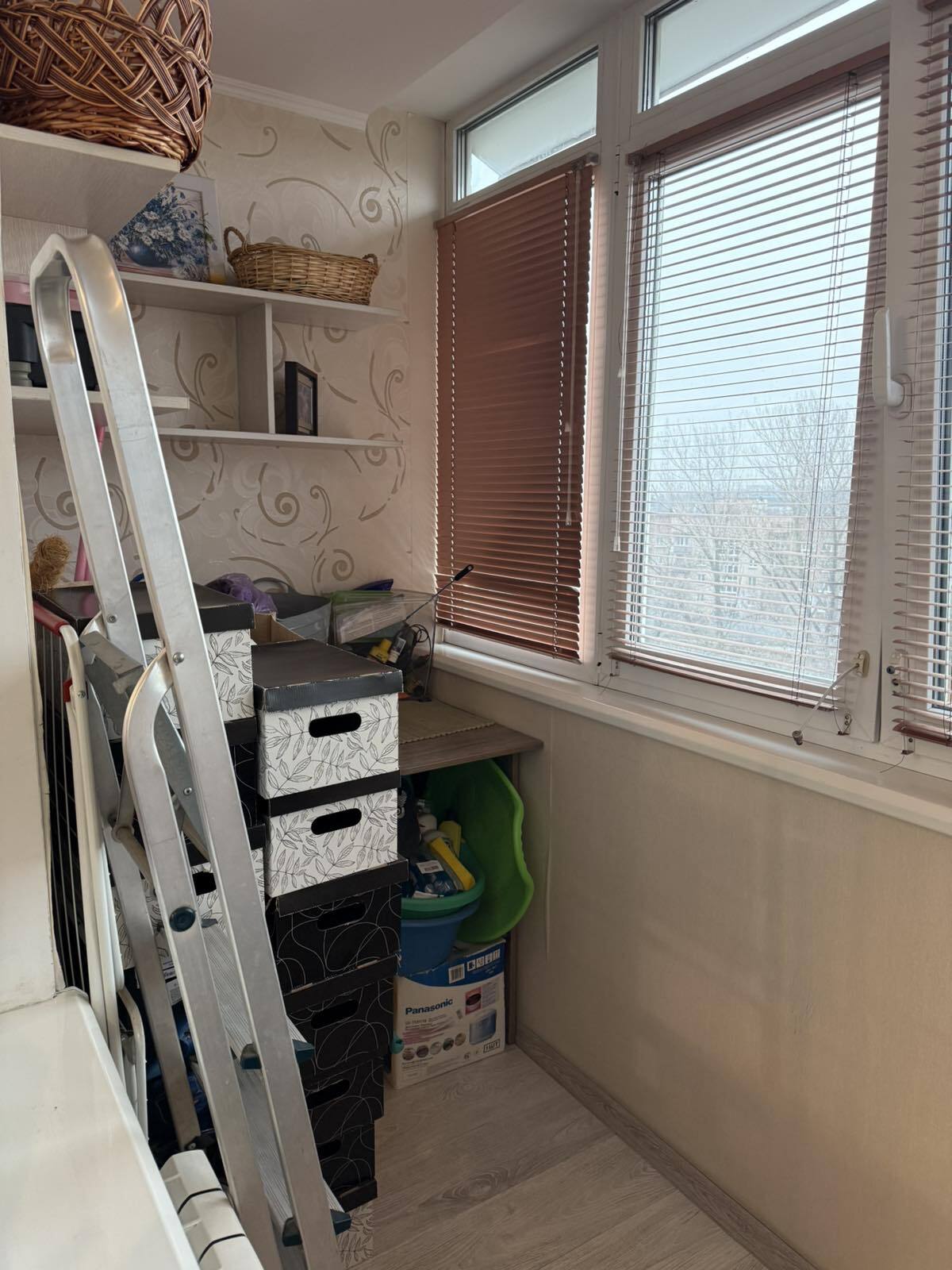 Продаж 3-кімнатної квартири 72 м², Театральна вул.