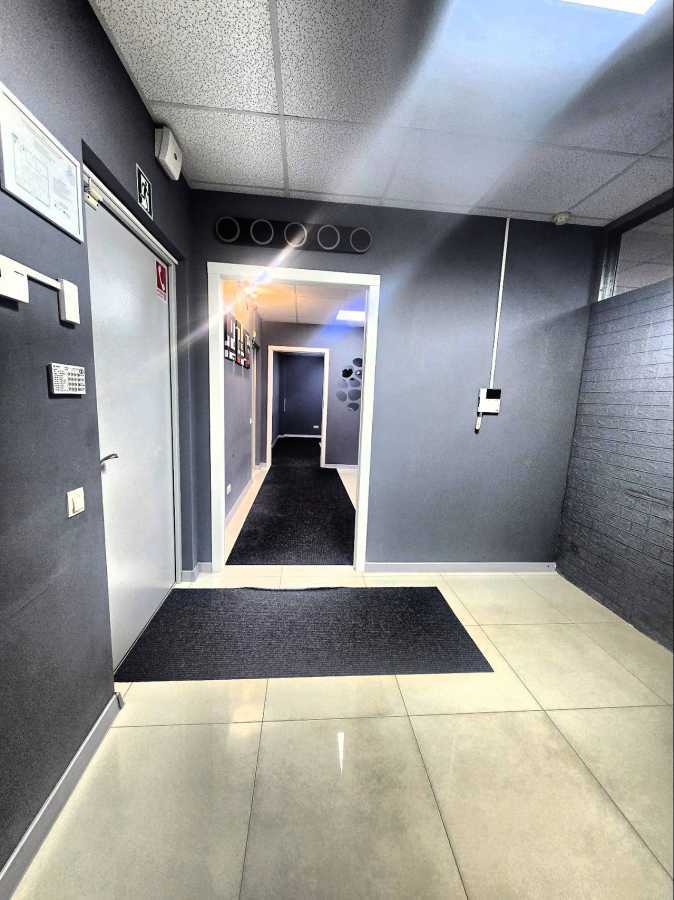 Оренда офісу 121.2 м², Олександра Мішуги вул., 10