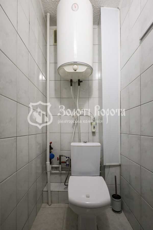 Продажа 3-комнатной квартиры 74 м², Ревуцкого ул., 13